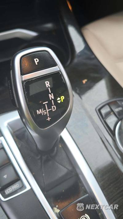 2015 BMW X4 Sports Activity Vehicle xDrive28i XLINE - zdjęcie 22 z 26 - miniatura