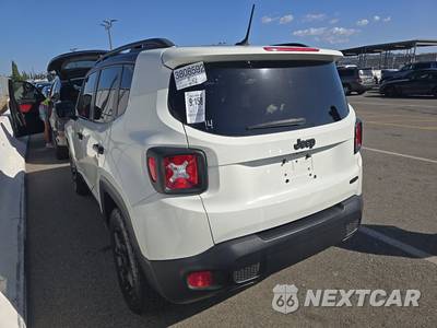 2017 Jeep Renegade Latitude - zdjęcie 6 z 30 - miniatura