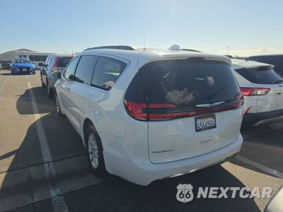 2021 Chrysler Pacifica Touring 121.6" WB - zdjęcie 6 z 24 - miniatura