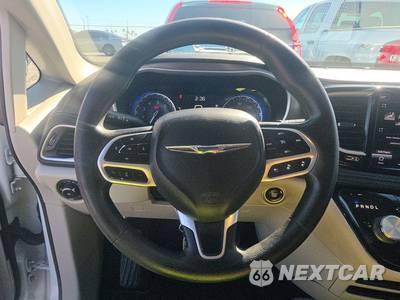 2021 Chrysler Pacifica Touring 121.6" WB - zdjęcie 10 z 24 - miniatura