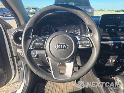 2021 Kia Forte LXS - zdjęcie 10 z 21 - miniatura