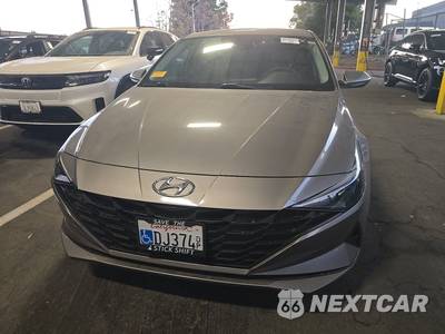 2022 Hyundai Elantra SEL - zdjęcie 2 z 47 - miniatura