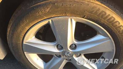 2010 Toyota Camry SE - zdjęcie 29 z 33 - miniatura