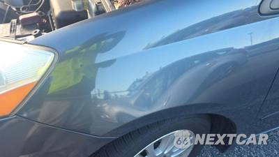 2010 Toyota Sienna XLE Minivan 7-Passenger 119.3" WB - zdjęcie 19 z 30 - miniatura