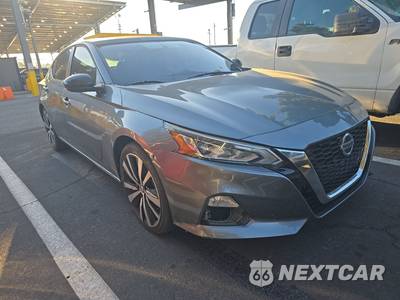2019 Nissan Altima SR - zdjęcie 3 z 55 - miniatura