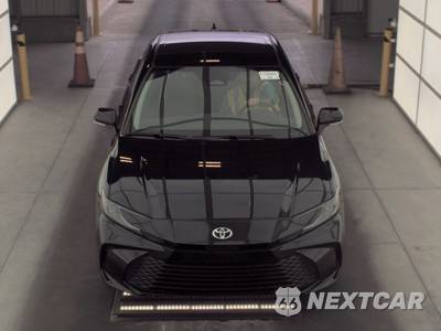 2026 Toyota Camry LE - zdjęcie 2 z 21 - miniatura
