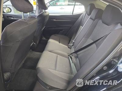 2026 Toyota Camry LE - zdjęcie 13 z 21 - miniatura