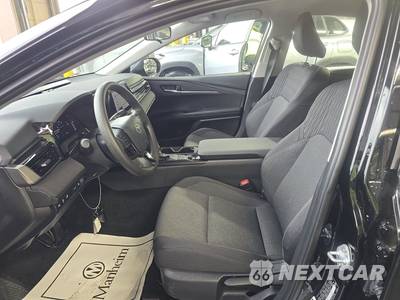 2026 Toyota Camry LE - zdjęcie 7 z 21 - miniatura
