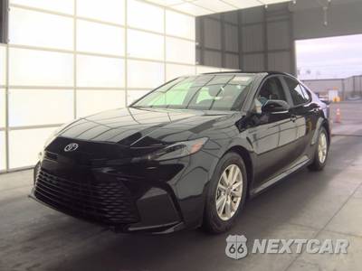 2026 Toyota Camry LE - zdjęcie 1 z 21 - miniatura