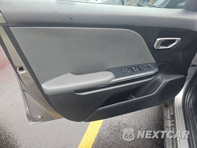 2025 Kia K4 LXS - zdjęcie 9 z 23 - miniatura