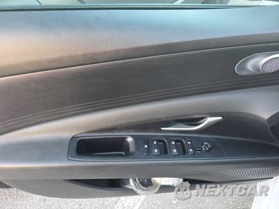 2026 Hyundai Elantra Hybrid Blue - zdjęcie 9 z 20 - miniatura