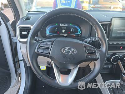 2025 Hyundai Venue SEL - zdjęcie 10 z 24 - miniatura
