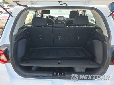 2026 Hyundai Venue SEL - zdjęcie 16 z 29 - miniatura