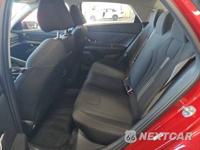 2023 Hyundai Elantra SEL - zdjęcie 13 z 33 - miniatura