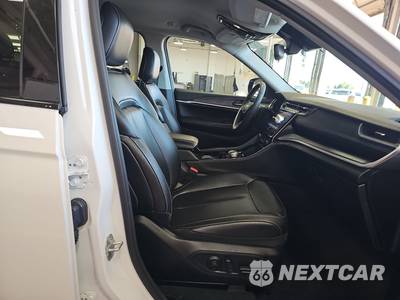 2023 Jeep Grand Cherokee Limited - zdjęcie 8 z 23 - miniatura