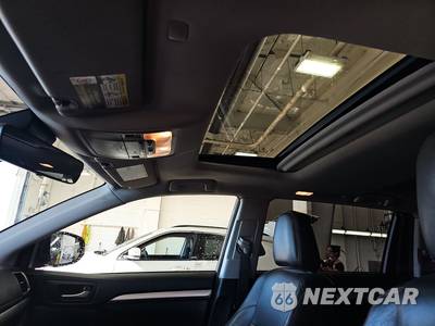2018 Toyota Highlander XLE - zdjęcie 18 z 39 - miniatura