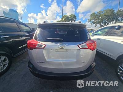 2015 Toyota RAV4 XLE - zdjęcie 5 z 18 - miniatura