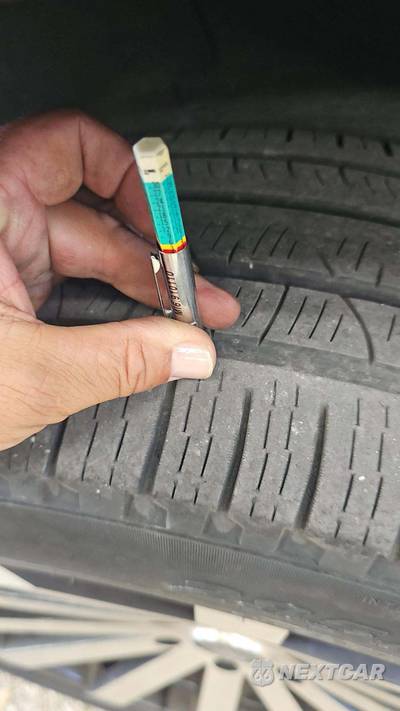 2024 Jeep Wagoneer Series II Carbide - zdjęcie 24 z 28 - miniatura