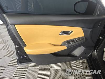 2025 Nissan Sentra SV - zdjęcie 9 z 50 - miniatura