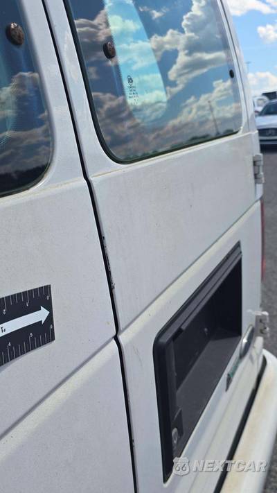 2012 Ford E-250 Commercial Cargo Van 138.0" WB - zdjęcie 37 z 42 - miniatura