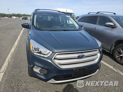 2019 Ford Escape SEL - zdjęcie 2 z 28 - miniatura