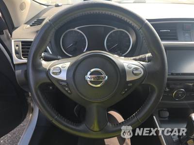 2019 Nissan Sentra SV - zdjęcie 10 z 26 - miniatura