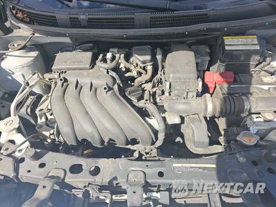 2019 Nissan Versa Sedan SV - zdjęcie 15 z 37 - miniatura