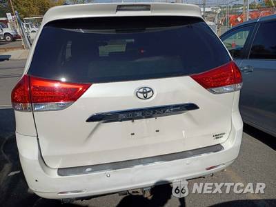 2011 Toyota Sienna Limited 7-Passenger 119.3" WB - zdjęcie 4 z 54 - miniatura
