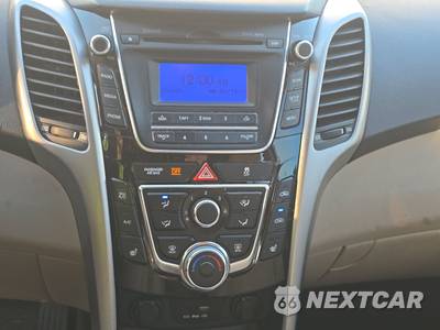 2015 Hyundai Elantra GT Hatchback - zdjęcie 11 z 18 - miniatura