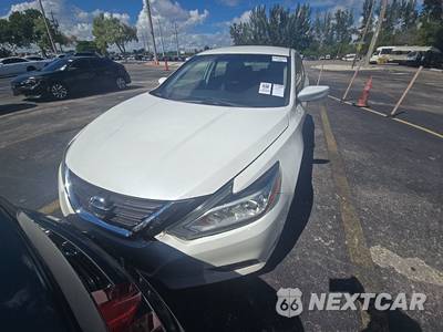 2017 Nissan Altima 2.5 SV - zdjęcie 2 z 18 - miniatura