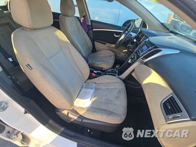 2015 Hyundai Elantra GT Hatchback - zdjęcie 8 z 18 - miniatura