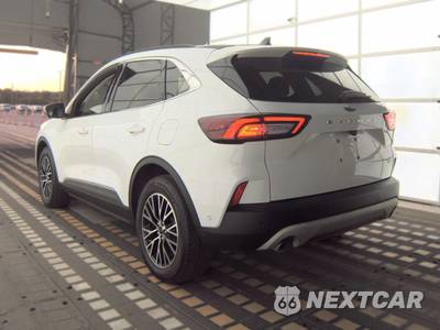 2023 Ford Escape Plug-In Hybrid PHEV - zdjęcie 6 z 19 - miniatura