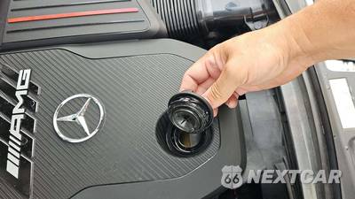 2025 Mercedes-Benz AMG CLE 53 4MATIC+ Coupe - zdjęcie 19 z 21 - miniatura