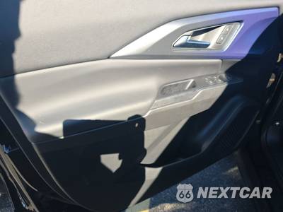 2026 Chevrolet Equinox EV LT 2 w/PDE - zdjęcie 9 z 27 - miniatura