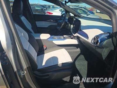 2026 Chevrolet Equinox EV LT 2 w/PDE - zdjęcie 8 z 27 - miniatura
