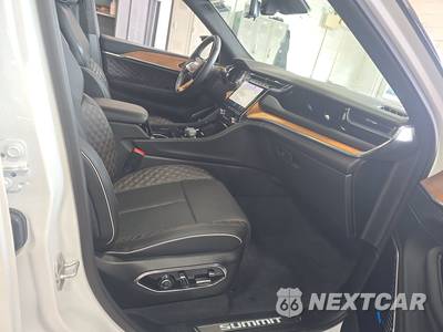 2023 Jeep Grand Cherokee 4xe Summit Reserve - zdjęcie 8 z 26 - miniatura