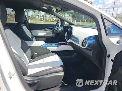 2026 Chevrolet Equinox EV LT 2 w/PDE - zdjęcie 8 z 25 - miniatura