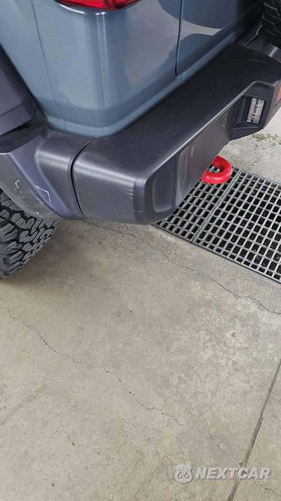 2025 Jeep Wrangler 4 Door Rubicon - zdjęcie 24 z 27 - miniatura