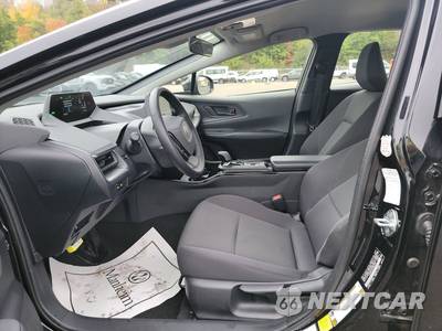 2026 Toyota Prius LE - zdjęcie 7 z 26 - miniatura