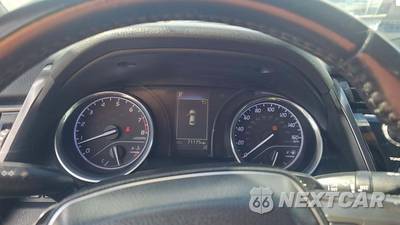 2019 Toyota Camry SE - zdjęcie 18 z 20 - miniatura