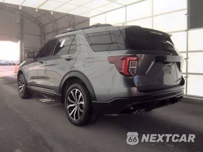 2021 Ford Explorer ST - zdjęcie 6 z 22 - miniatura