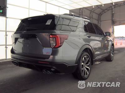 2021 Ford Explorer ST - zdjęcie 4 z 22 - miniatura