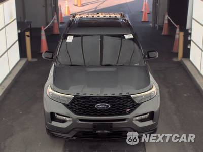 2021 Ford Explorer ST - zdjęcie 2 z 22 - miniatura
