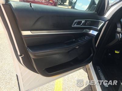 2018 Ford Explorer Sport - zdjęcie 9 z 19 - miniatura