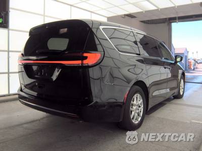 2023 Chrysler Pacifica Touring L 121.6" WB - zdjęcie 4 z 35 - miniatura