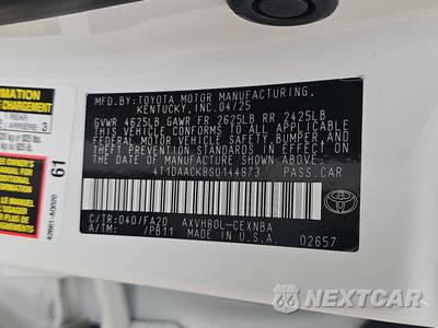 2025 Toyota Camry LE - zdjęcie 14 z 28 - miniatura