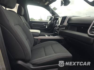 2019 Ram 1500 Big Horn/Lone Star Crew Cab Medium Bed - zdjęcie 8 z 22 - miniatura