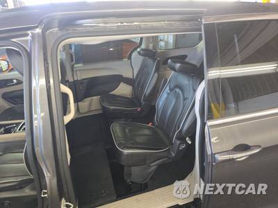 2023 Chrysler Pacifica Limited 121.6" WB - zdjęcie 13 z 39 - miniatura