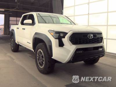 2025 Toyota Tacoma TRD Off-Road Crew Cab Medium Bed - zdjęcie 3 z 34 - miniatura