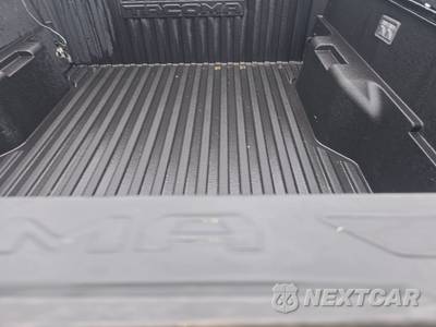2025 Toyota Tacoma TRD Off-Road Crew Cab Medium Bed - zdjęcie 16 z 34 - miniatura